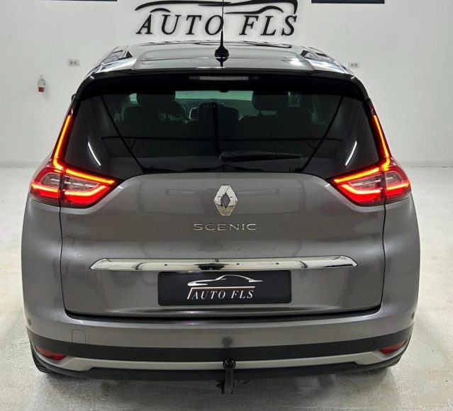 Renault Grand Scenic (13)
