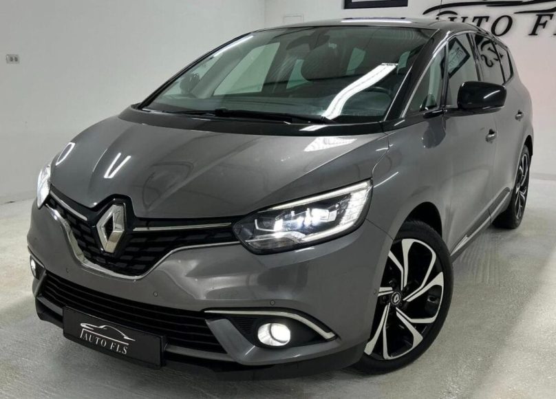 Renault Grand Scenic (16)
