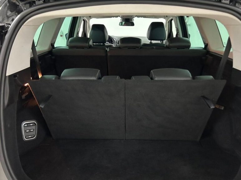 Renault Grand Scenic (2)